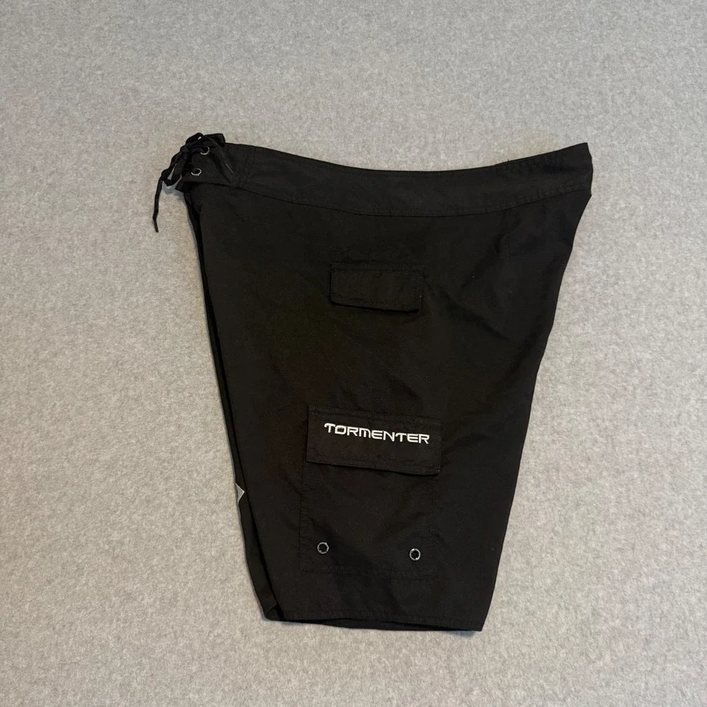 Tormenter Mens Black Board Shorts 40 Embroidered Fish Skeleton Cargo Surf Swim